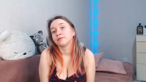 Lovely Hayley online show from 03/04/26, 10:05