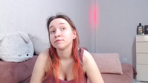 Lovely Hayley online show from 04/02/26, 09:23