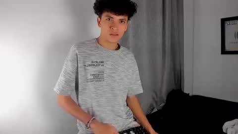 Salo online show from 04/19/26, 11:09