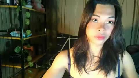 lovely_krizzy online show from 02/18/26, 11:17