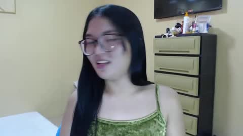 Snapshot of lovely_laura09 chatting on 12/10/24, 07:16 Lovely Laura online show from 12/10/24, 07:16