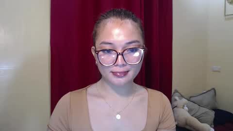 Snapshot of lovely_laura09 chatting on 12/30/24, 12:52 Lovely Laura online show from 12/30/24, 12:52