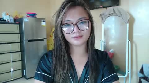 Snapshot of lovely_laura09 chatting on 01/17/25, 06:26 Lovely Laura online show from 01/17/25, 06:26