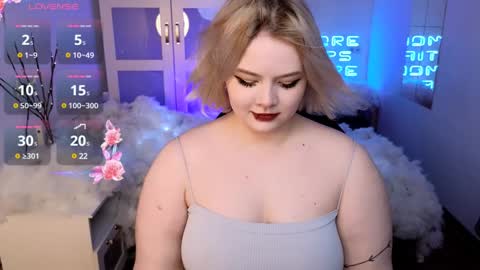 Snapshot of lovely_leilla chatting on 12/21/24, 09:36 lovely_leilla online show from 12/21/24, 09:36