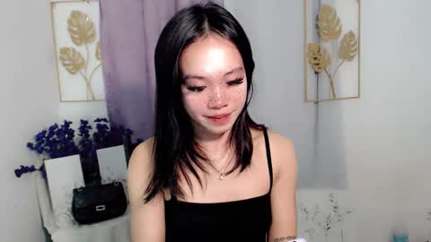 lovely_lianne online show from 04/19/26, 08:00