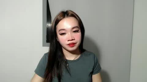 Snapshot of lovely_lianne chatting on 07/05/26, 12:39 lovely_lianne online show from 07/05/26, 12:39