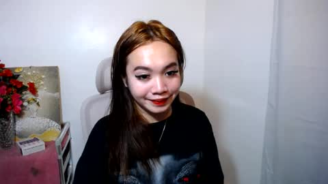 Snapshot of lovely_lianne chatting on 07/18/26, 03:00 lovely_lianne online show from 07/18/26, 03:00