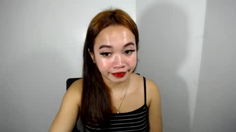 Snapshot of lovely_lianne chatting on 07/25/26, 04:43 lovely_lianne online show from 07/25/26, 04:43