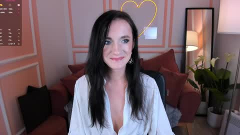 lovely_lo online show from 03/28/26, 01:33
