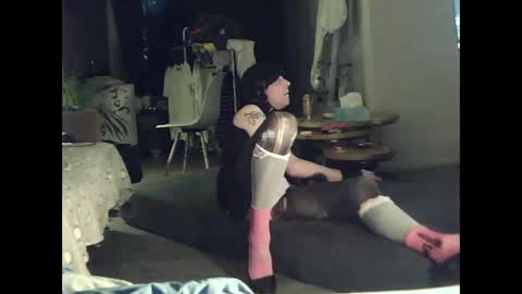 mooie man online show from 12/18/25, 11:33