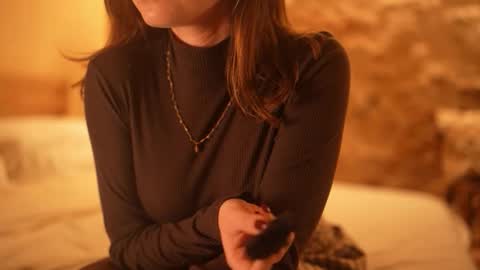 Natasha - IG  online show from 12/13/25, 10:48