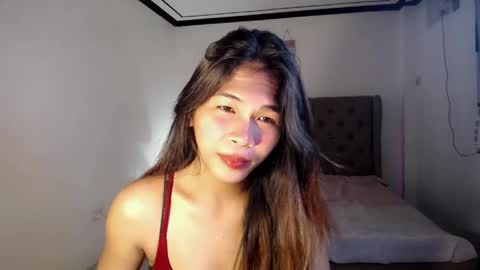 Snapshot of lovely_oliviax chatting on 06/01/26, 02:30 KATE online show from 06/01/26, 02:30