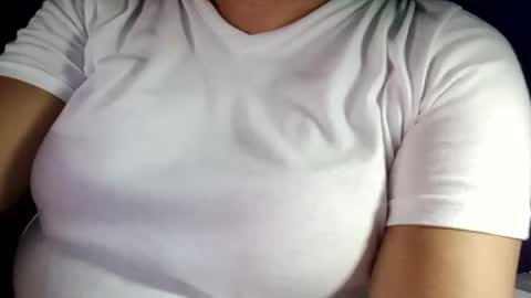 Snapshot of lovely_orchid chatting on 01/07/25, 05:12 lovely_orchid online show from 01/07/25, 05:12