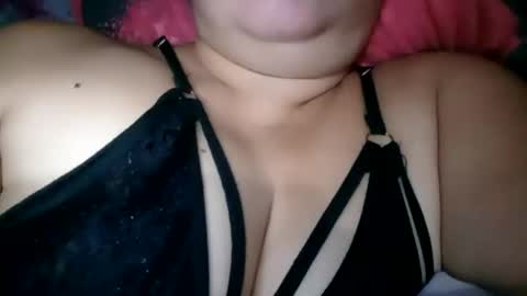 Snapshot of lovely_orchid chatting on 09/22/25, 01:46 lovely_orchid online show from 09/22/25, 01:46