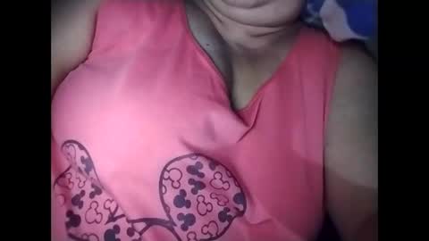 Snapshot of lovely_orchid chatting on 10/14/25, 02:40 lovely_orchid online show from 10/14/25, 02:40