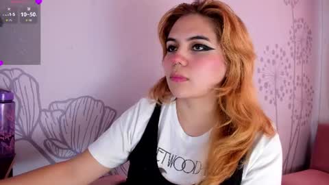 Snapshot of lovely_paris_01 chatting on 07/06/26, 08:33 Paris Rose online show from 07/06/26, 08:33