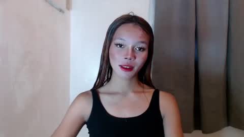 Snapshot of lovely_thea_xoxo chatting on 09/20/25, 05:08 Thea online show from 09/20/25, 05:08