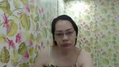 Snapshot of lovelyasiancutie chatting on 09/23/25, 08:45 lovelyasiancutie online show from 09/23/25, 08:45