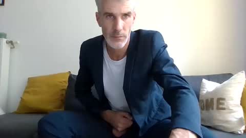Snapshot of lovelybigcockgentleman chatting on 10/03/25, 02:03 Max online show from 10/03/25, 02:03