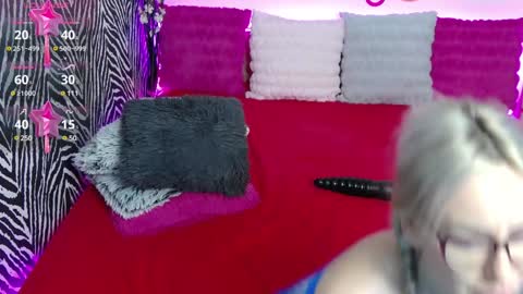    online show from 01/31/25, 01:12