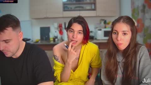 lovelydany3 online show from 12/11/24, 03:15