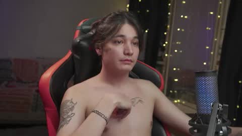 lovelydany3 online show from 02/03/26, 03:26