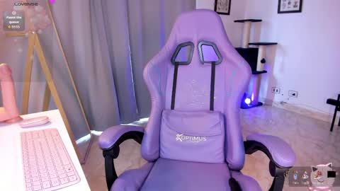   online show from 04/17/26, 08:34