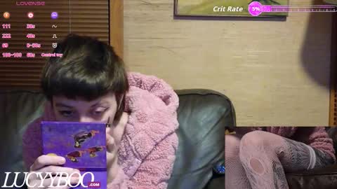 Snapshot of lovelylittlelucyy chatting on 12/15/25, 12:15 lovelylittlelucyy online show from 12/15/25, 12:15