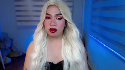 Rebeca online show from 01/17/25, 06:23