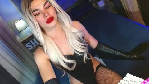 lovelymiss_shyna11 online show from 01/13/26, 10:42