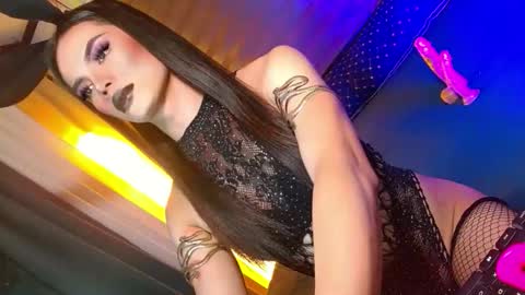 Snapshot of lovelymiss_shyna11 chatting on 05/20/26, 02:07 lovelymiss_shyna11 online show from 05/20/26, 02:07