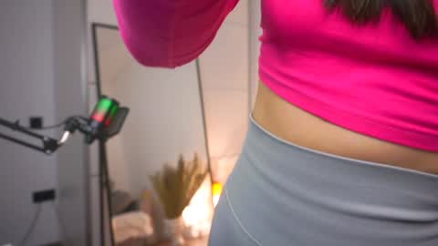 kim online show from 02/07/25, 02:58