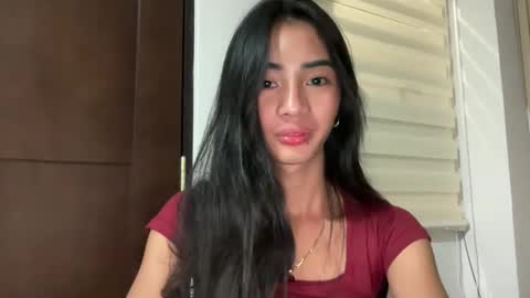 Snapshot of lovelyours_kishia chatting on 04/05/26, 04:37 lovelyours_kishia online show from 04/05/26, 04:37