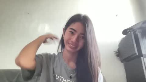 Snapshot of lovelyours_kishia chatting on 04/15/26, 01:34 lovelyours_kishia online show from 04/15/26, 01:34
