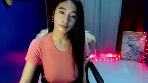 lovelypetite143 online show from 04/21/26, 01:28