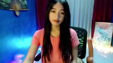 Snapshot of lovelypetite143 chatting on 07/07/26, 01:37 lovelypetite143 online show from 07/07/26, 01:37