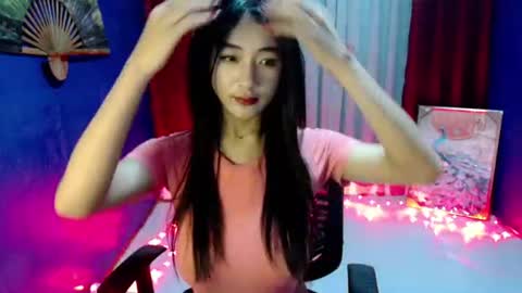 Snapshot of lovelypetite143 chatting on 07/08/26, 03:49 lovelypetite143 online show from 07/08/26, 03:49