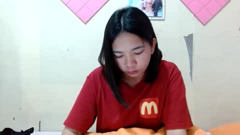 lovelypetitebigcock online show from 12/22/25, 10:01