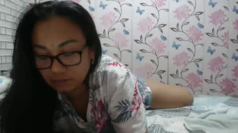 Snapshot of lovelyquey chatting on 12/03/24, 09:45 Angelquey online show from 12/03/24, 09:45