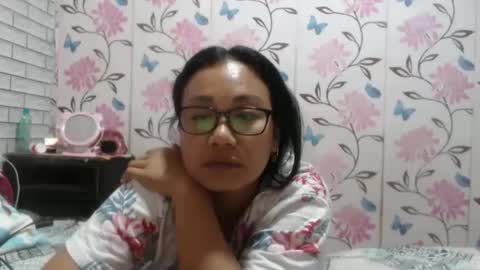 Snapshot of lovelyquey chatting on 12/08/24, 09:08 Angelquey online show from 12/08/24, 09:08