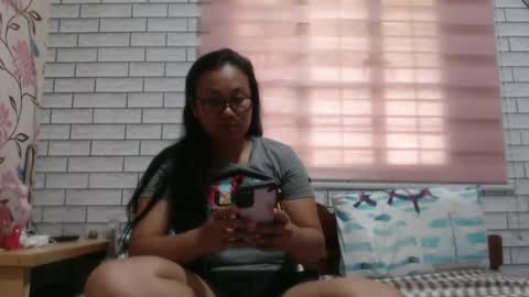 Snapshot of lovelyquey chatting on 01/02/25, 03:05 Angelquey online show from 01/02/25, 03:05