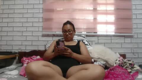 Snapshot of lovelyquey chatting on 01/08/25, 03:51 Angelquey online show from 01/08/25, 03:51