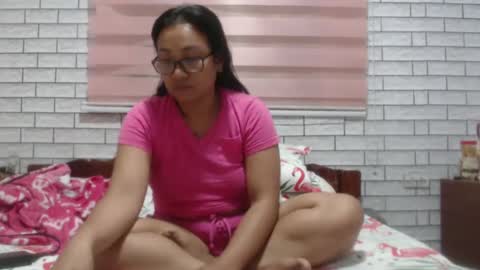 Snapshot of lovelyquey chatting on 02/28/25, 09:12 Angelquey online show from 02/28/25, 09:12