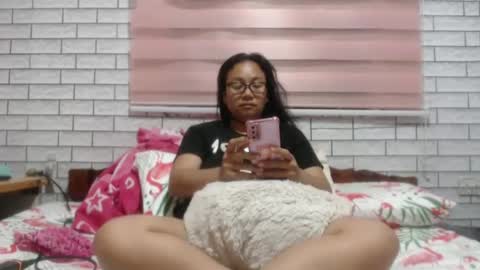 Snapshot of lovelyquey chatting on 03/05/25, 08:42 Angelquey online show from 03/05/25, 08:42