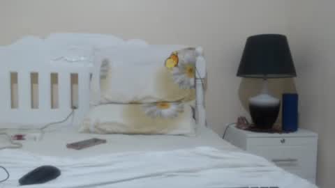 Snapshot of lovelyquey chatting on 10/03/25, 10:12 Angelquey online show from 10/03/25, 10:12
