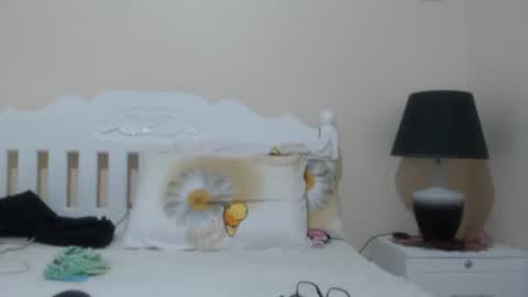 Snapshot of lovelyquey chatting on 10/07/25, 08:50 Angelquey online show from 10/07/25, 08:50