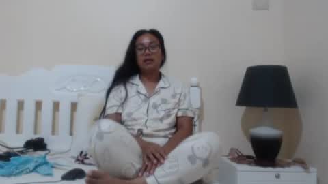 Snapshot of lovelyquey chatting on 10/19/25, 07:25 Angelquey online show from 10/19/25, 07:25
