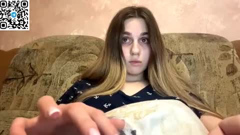 Snapshot of lovelysilk_63 chatting on 03/13/26, 08:48 ELA online show from 03/13/26, 08:48