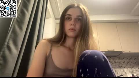 Snapshot of lovelysilk_63 chatting on 07/11/26, 06:32 ELA online show from 07/11/26, 06:32