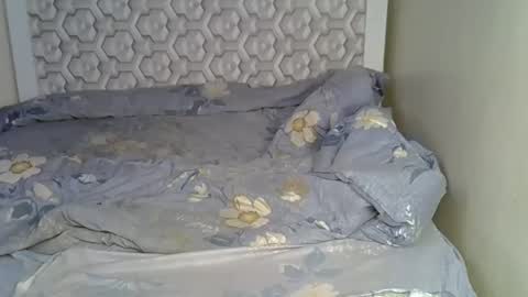 Snapshot of lovelytin chatting on 10/01/25, 03:23 lovelytin online show from 10/01/25, 03:23